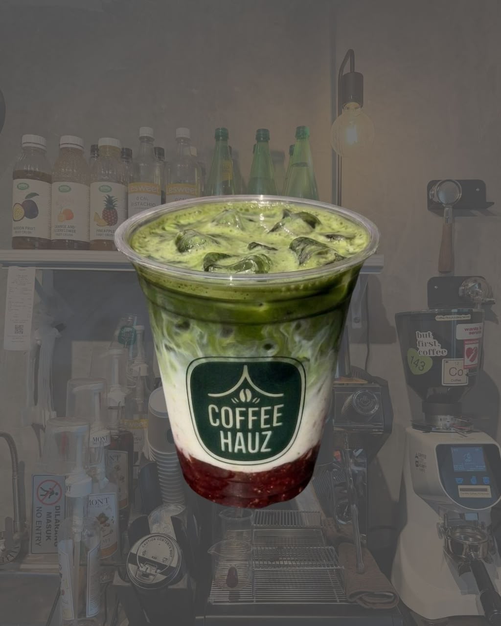 Iced Matcha Strawberry